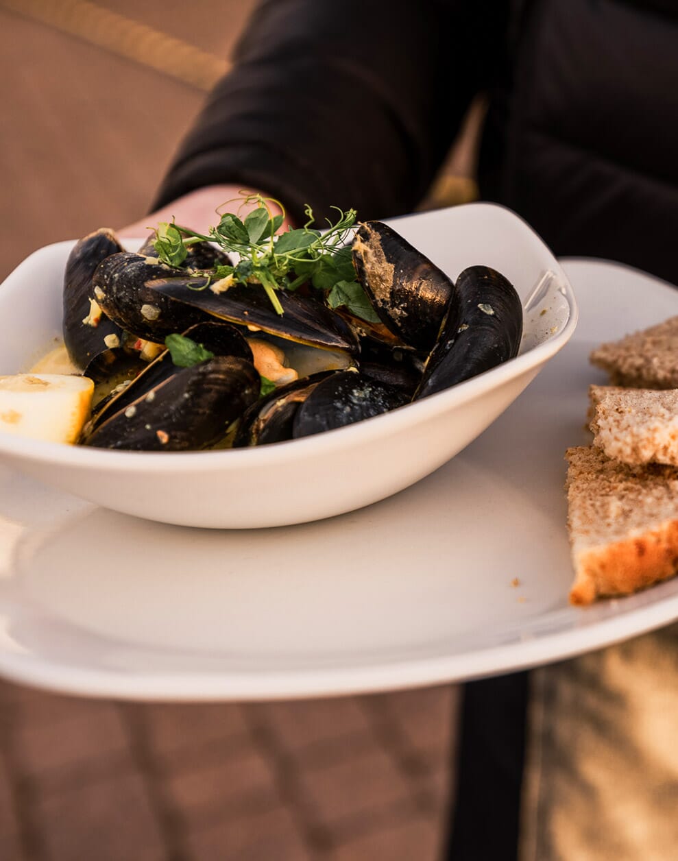 dish-of-mussels.jpg?w=806&h=1024&scale
